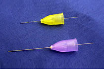 極細の針を使用